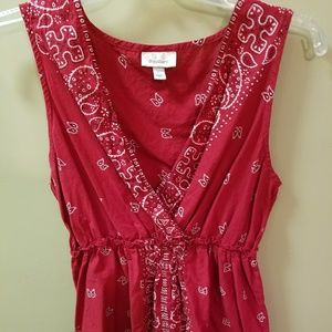 Sleeveless bandana top